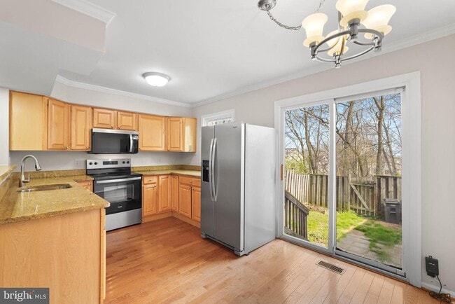 Photo - 8483 Laurel Oak Dr