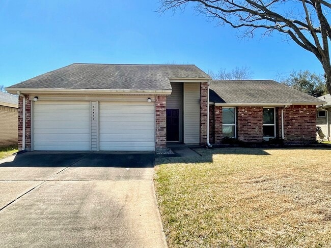 Building Photo - 19419 Moonhollow Dr