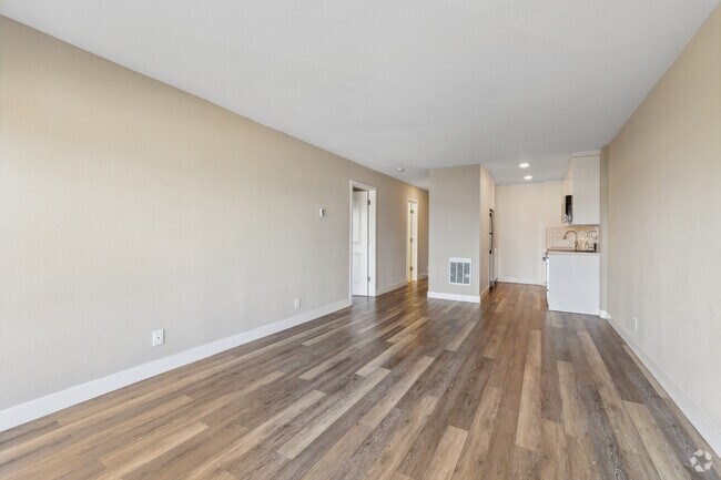 Living Room - Marina Cove Apartments