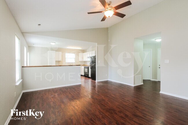 4007 Magnolia Dr