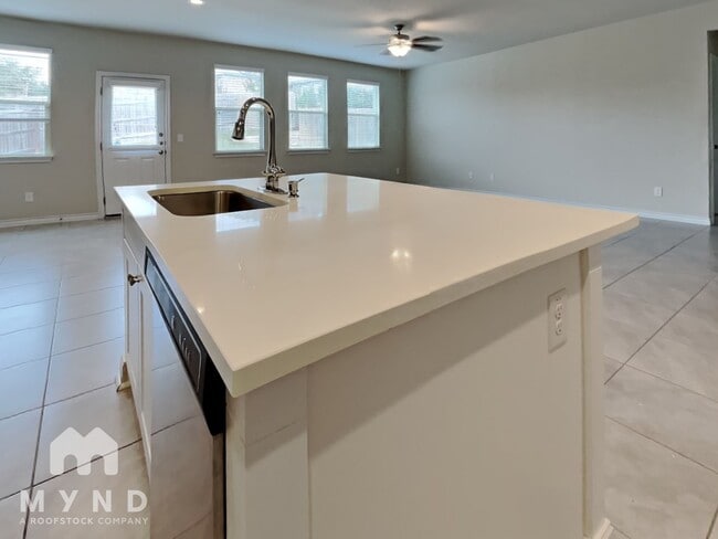 Photo - 1332 Eagle Ridge Trail