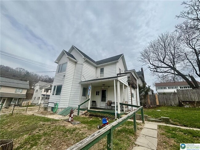 Building Photo - 206 Messinger St Unit First floor