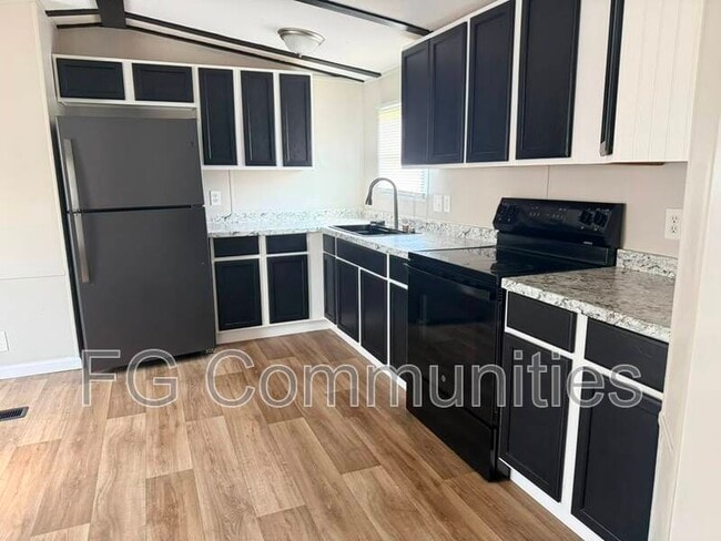 Photo - 101 Ray Cir