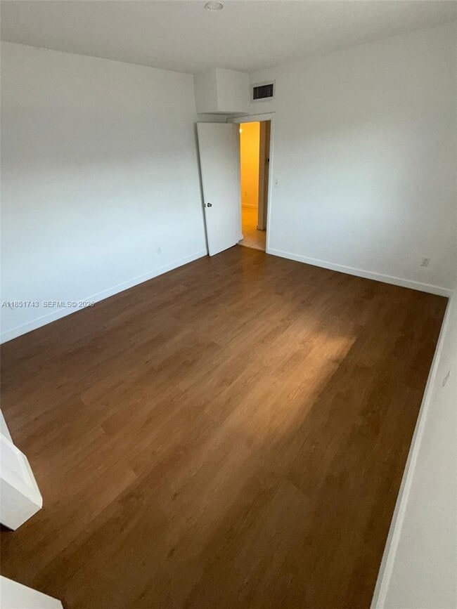 Photo - 13700 NE 6th Ave Unit 301