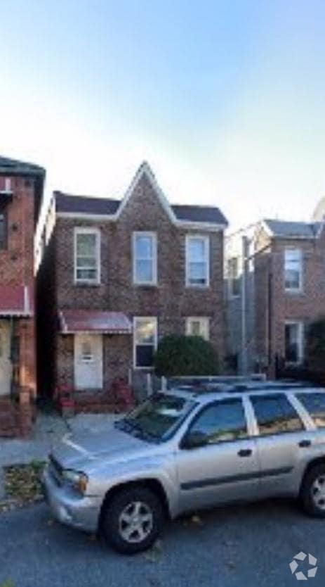 Building Photo - 4421 Murdock Ave Rental