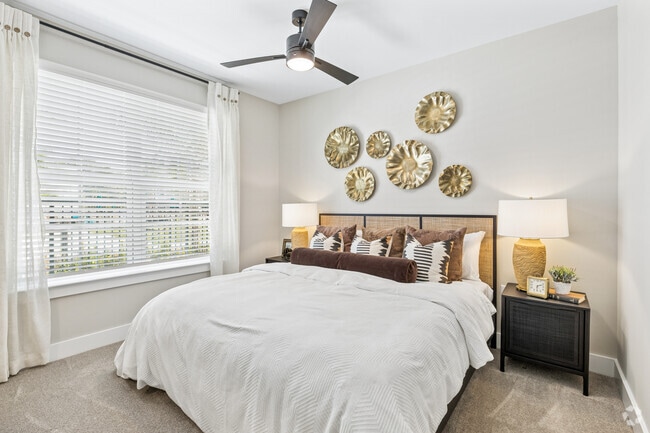 2BR, 2BA - 1,031SF - Bedroom