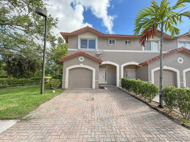 Building Photo - 3118 Coral Ridge Dr