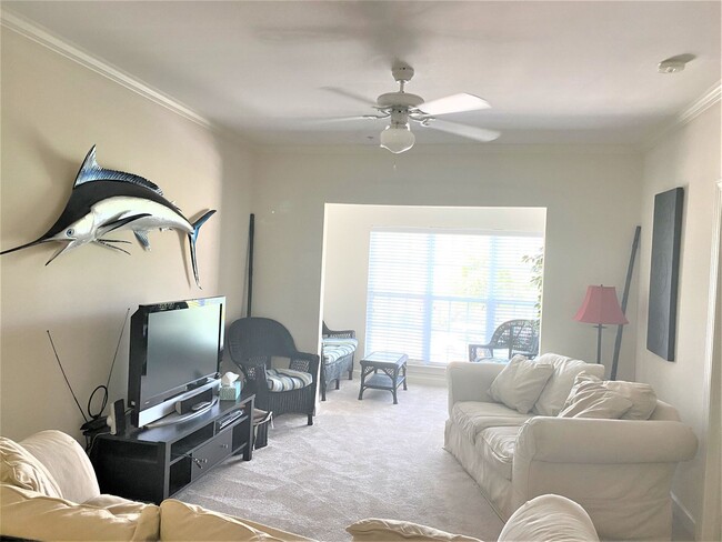 Photo - Furnished! Cozy one bedroom with large bedroom, walk in closet. Community ,pool and gym Unit 208