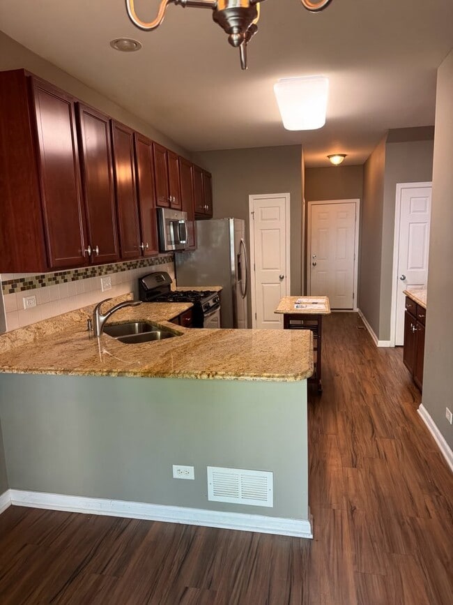 Photo - 532 S Jade Ln