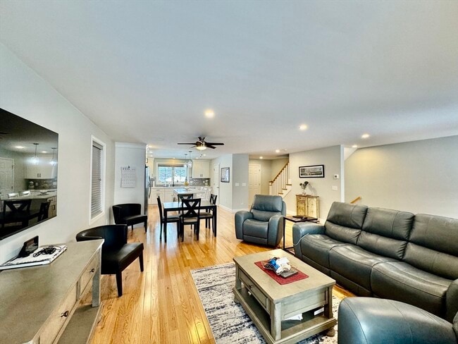 Photo - 60 Garside St