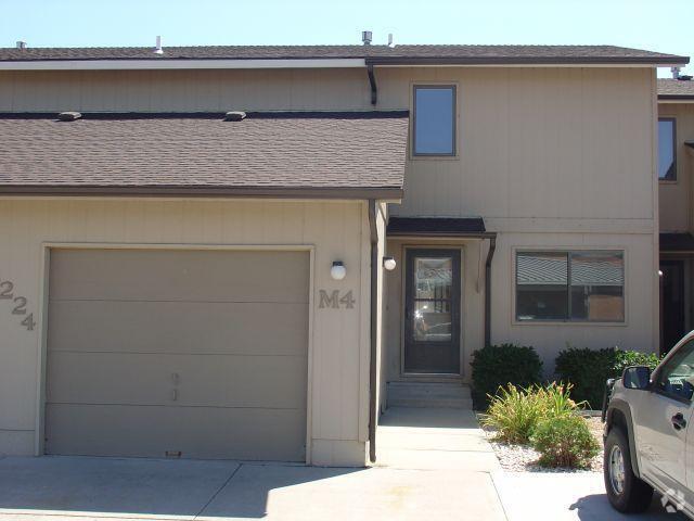 Building Photo - 2 bedroom in Billings MT 59102 Rental