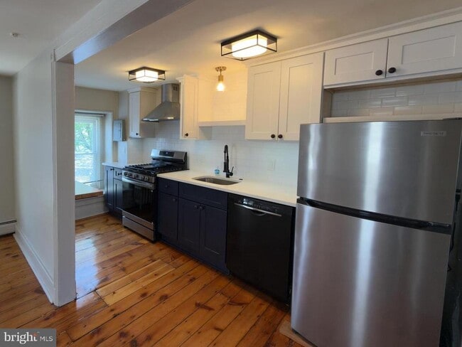 Photo - 3527 Indian Queen Ln Unit 3