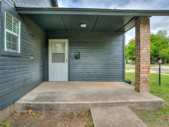 Photo - 1608 NW 7th St