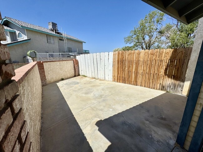 Photo - 21235 Windsong St