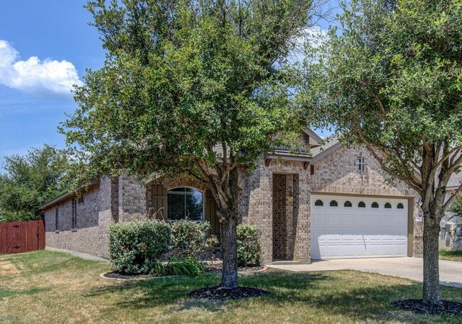 Photo - 307 Riverine Way
