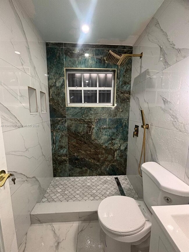 Photo - 4380 SW 1st St