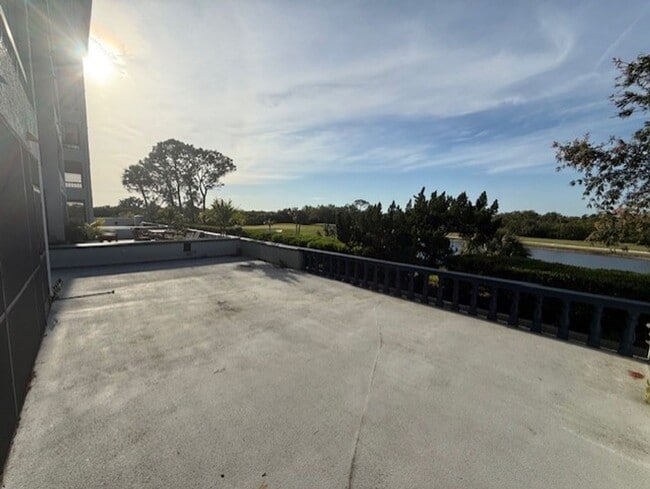 Photo - 14810 Rue De Bayonne Unit 14810