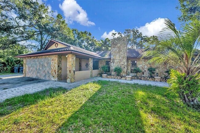 Photo - 3416 S 70th St