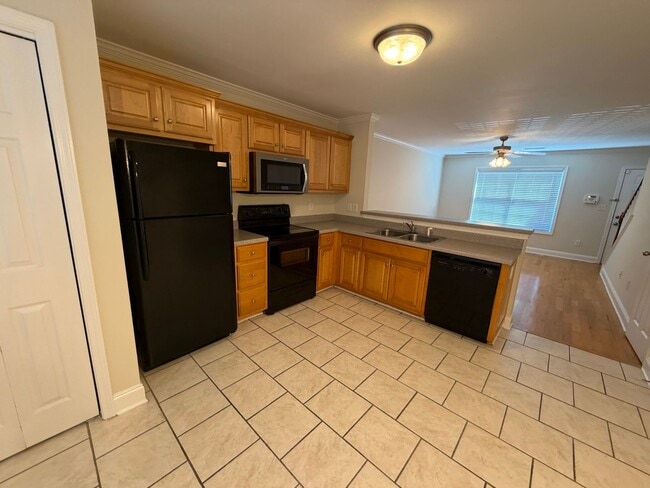 Photo - 105 Whitehead Rd