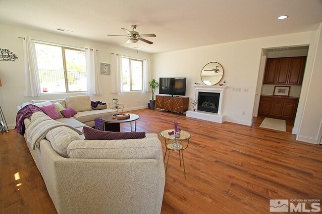 Photo - 1051 Bogie Ct