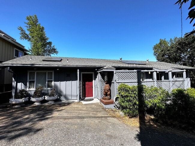 Photo - Three bedroom, two bathroom home with gorgeous views and sunroom for rent in the hills of Fairfax!