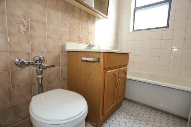 Photo - 735 W Belmont Ave Unit E00P