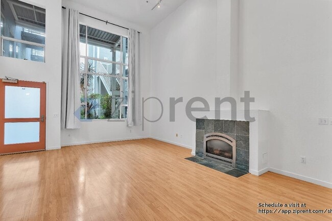 Photo - 950 Harrison St