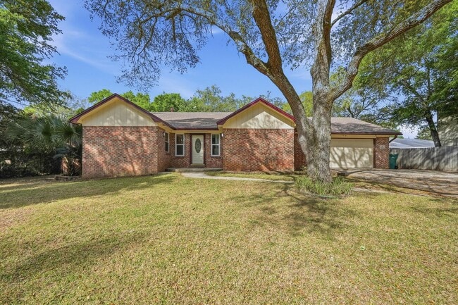 Photo - JULY RENT FREE! All Brick Home with New Flooring Throughout in Ft. Walton Beach!