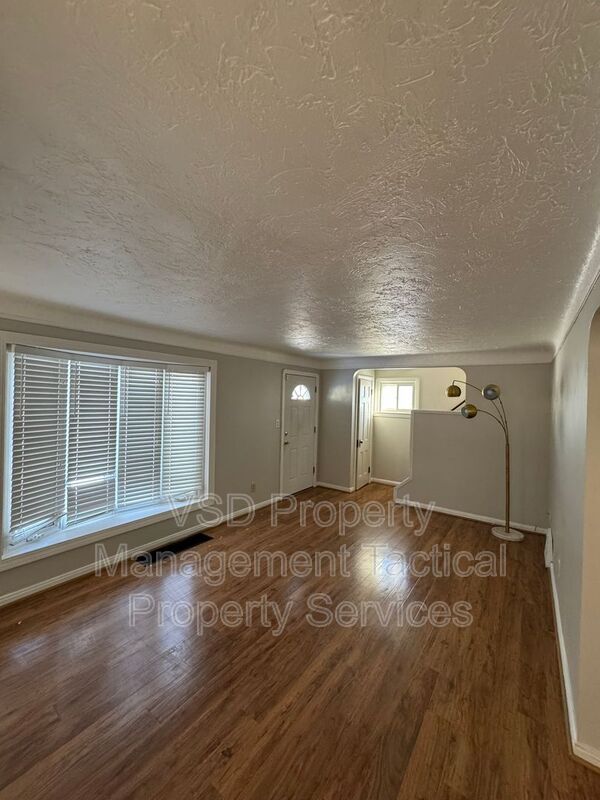 Photo - 12930 Havana Rd