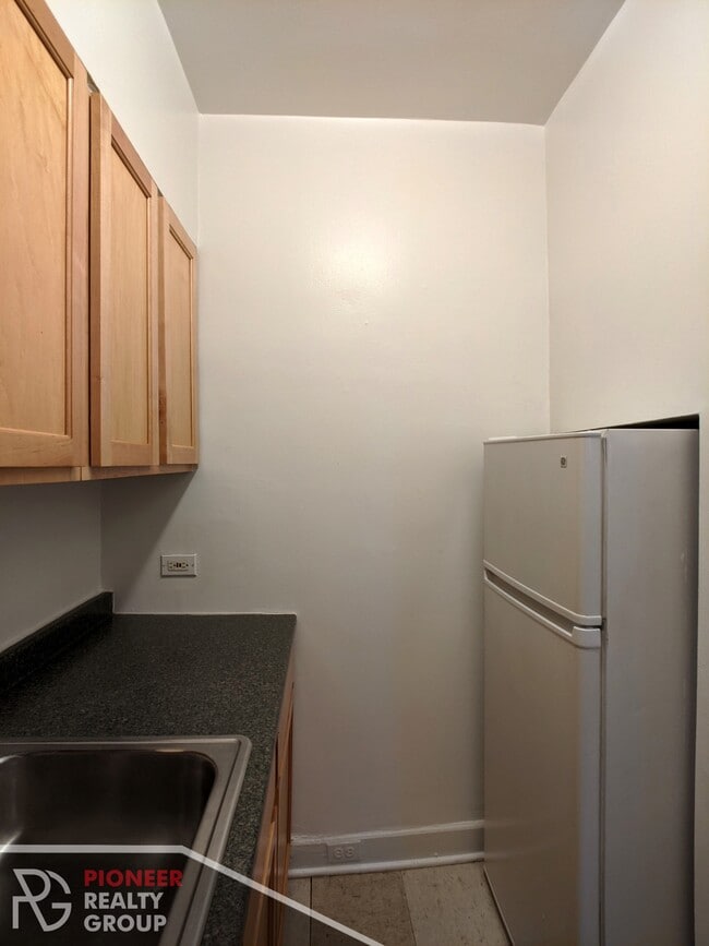 Photo - 537 W Arlington Pl Unit 536-006