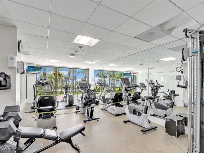 10951 Gulf Shore Dr Unit 504