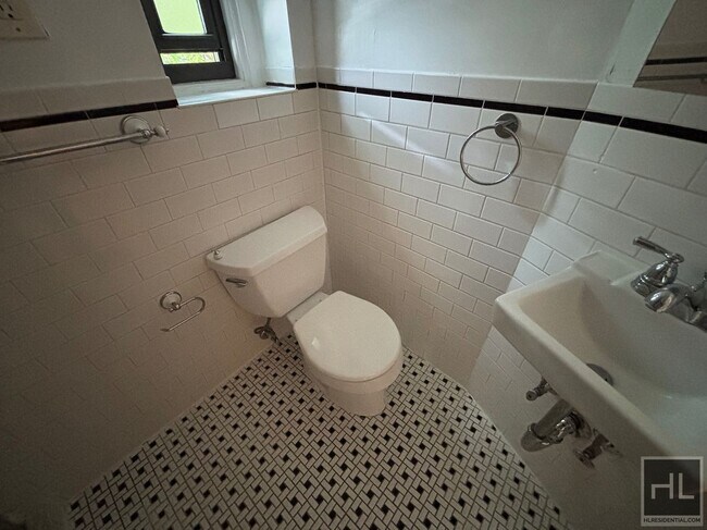 Photo - MOTT STREET Unit 3F