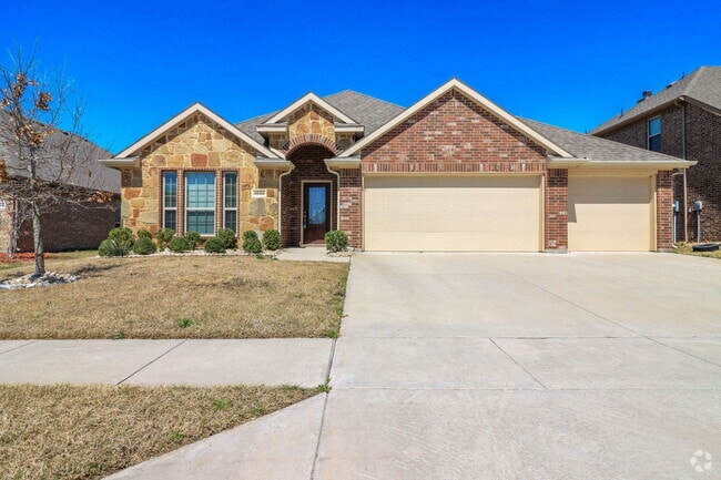 Building Photo - 3020 Oakcrest Dr Rental