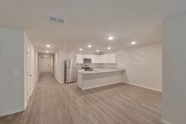 Photo - 1190 S San Mateo Dr