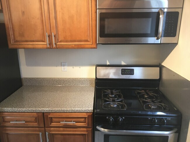 Photo - 27 Mount Vernon St Unit .