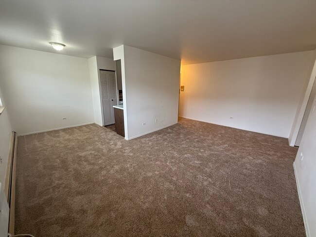Photo - 3001 N Thatcher Ave