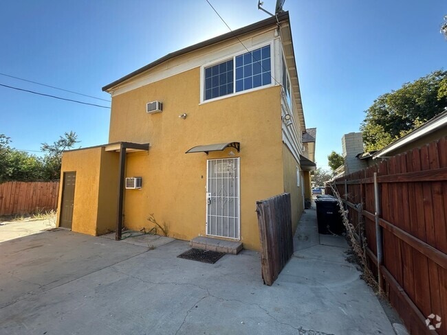 Building Photo - 450 N Taylor St Unit B Rental
