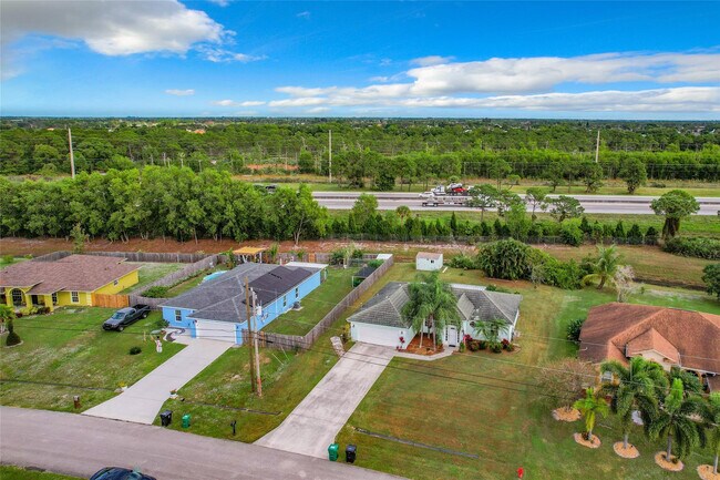 Photo - 2887 SW Ann Arbor Rd