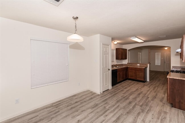 Photo - 5735 Post Oak Manor Dr