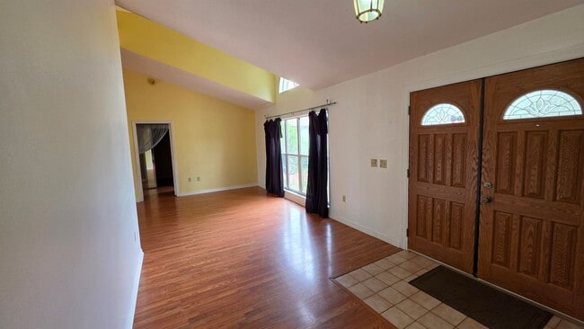Photo - 10051 Dorset Dr