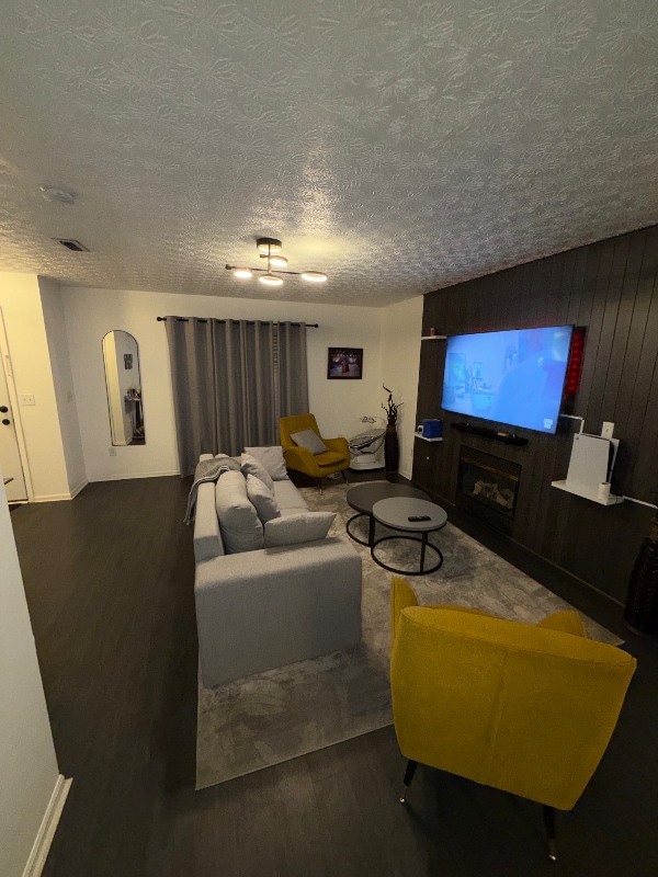 Building Photo - 2930 Legionary St