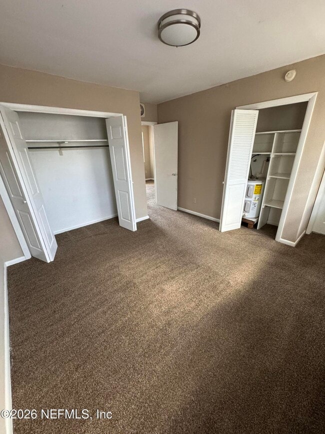 Photo - 916 Childrens Way Unidad 7