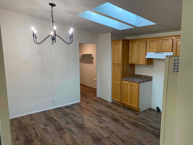 Photo - 1341 Rhoda Ln