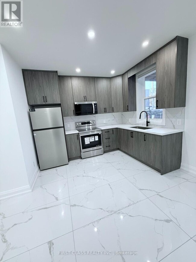 Photo - 144 Denison Ave