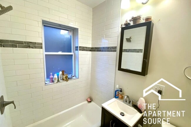 Photo - 2131 W Giddings St Unit 2A