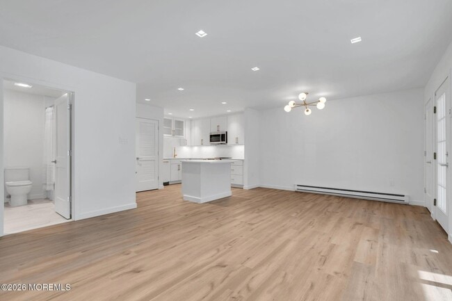 Photo - 42 Lexington Ct