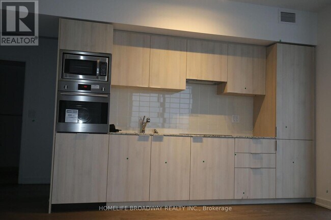 Photo - 11 Wellesley St W Unit 5708