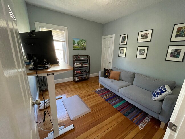 117 Hanover St Unidad 2