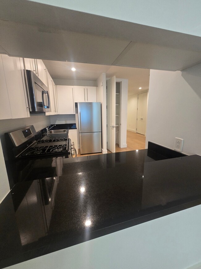 Photo - 50 Murray St Unit 423