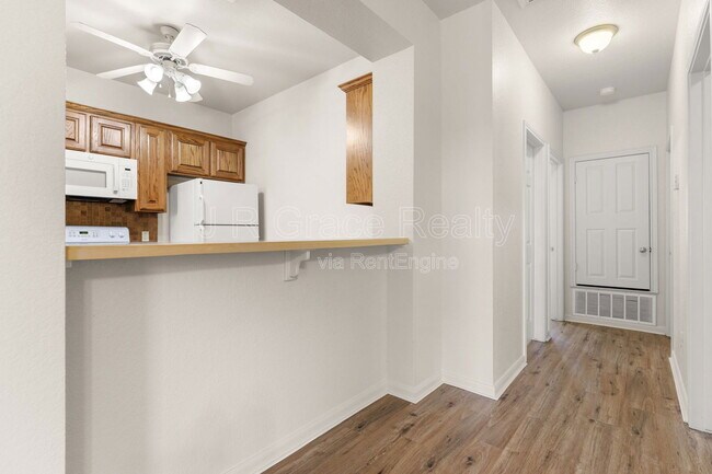 Photo - 10015 Amber Cir